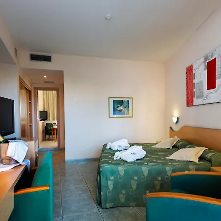 Hotel Rh Principal 4*