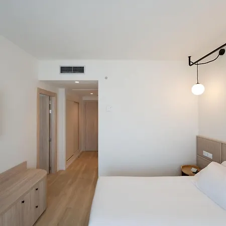 Hotel Rh Arena - 4*